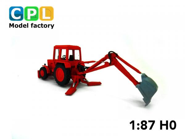 Traktorbagger MTS82 Schiebeschild – rot Arbeitsstellung Arm unten